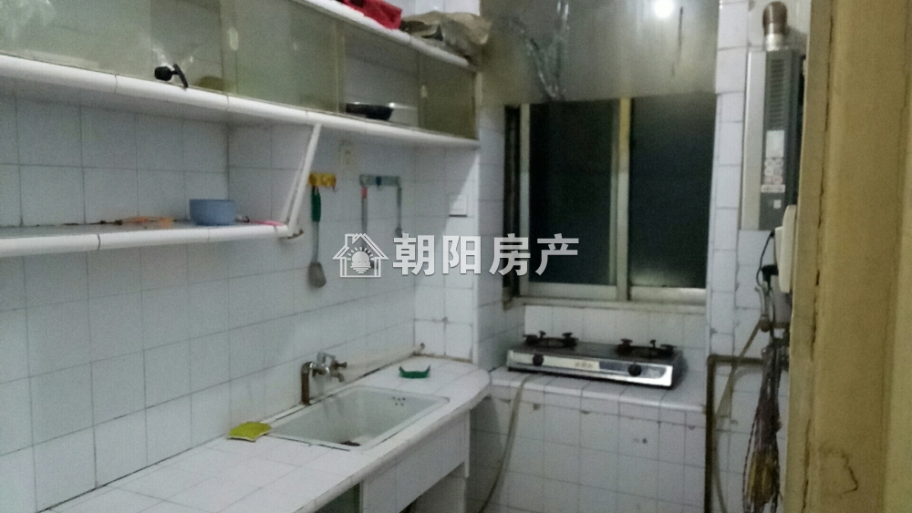 二汽新村 72平 南向两室一厅 简装 交通便利配套齐全