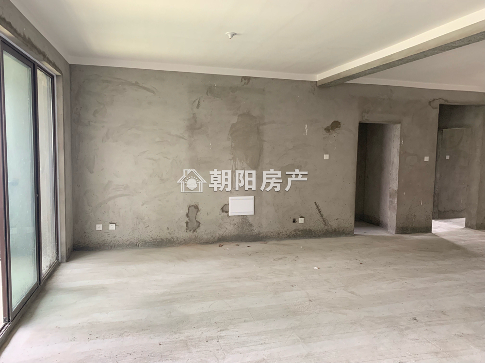 御香山 134平 南向三居 学区房 采光好