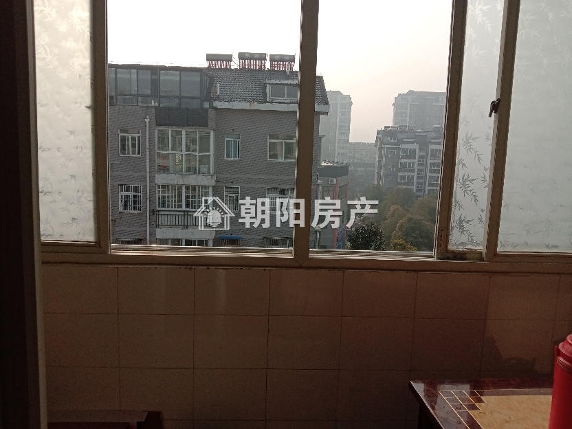 心享世城一期 94平 南向四室二厅 精装 学区房 交通便利