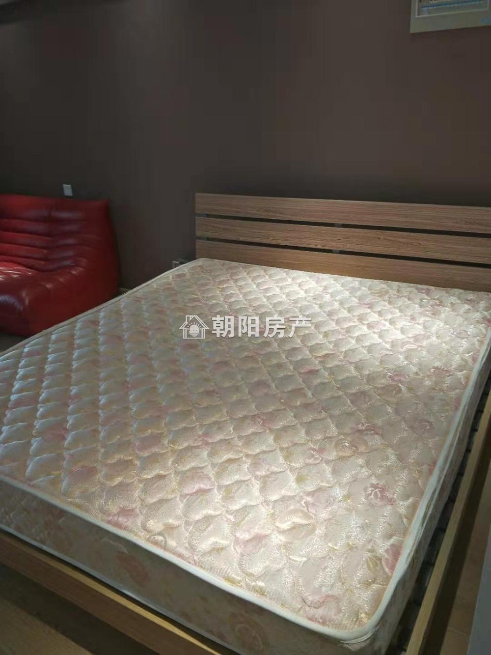 中环158 46平 精装一室一厅 满两年 配套齐全