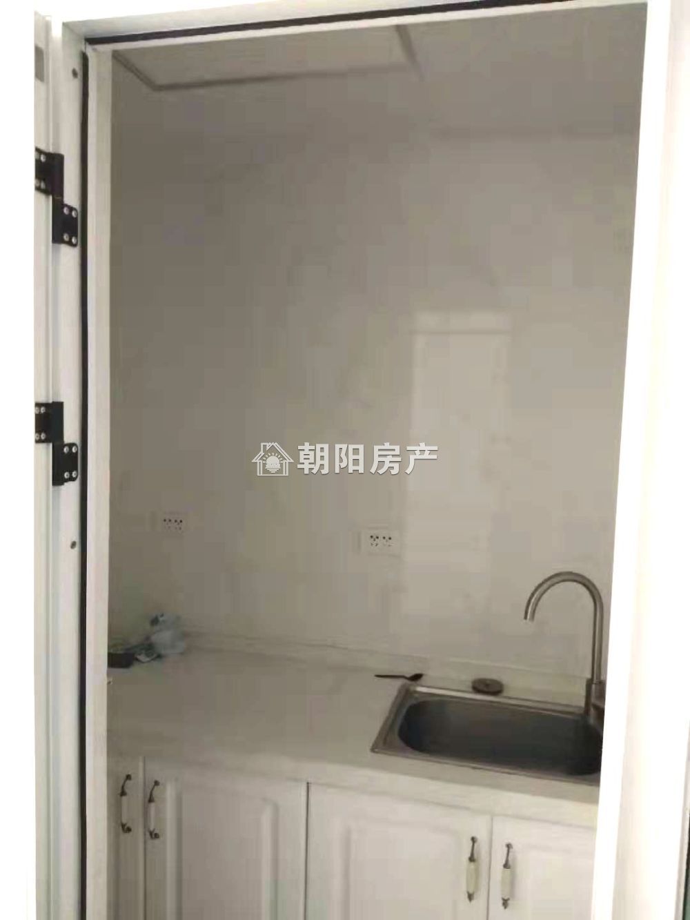 银鹭万树城 169平 优质地段商铺 人流密集 普装出租