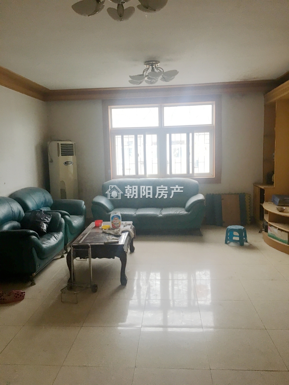 计委小区 118平 南向三室二厅 交通便利 满两年 随时看房