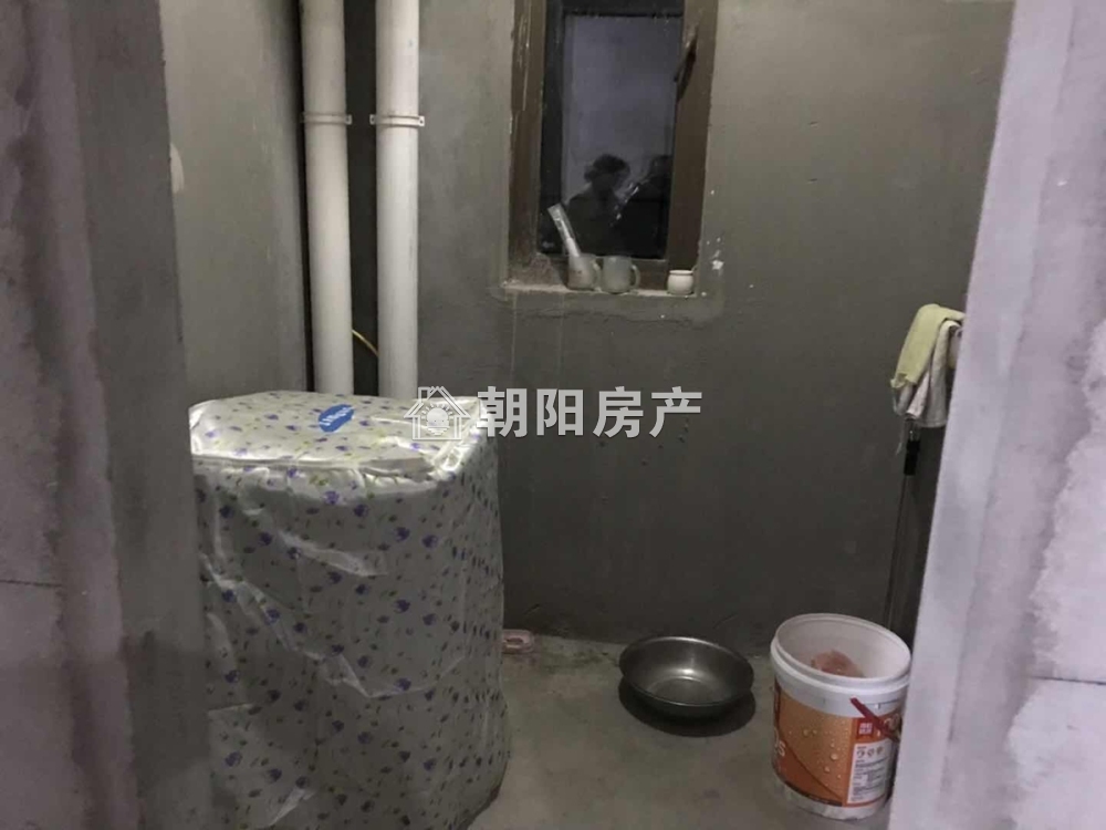 易居东方城 85平 南向两居 毛坯 交通便利配套全