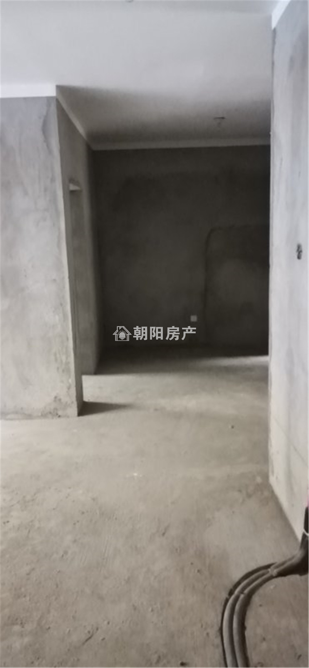 东城国际 101平 南向三室二厅 配套齐全环境好