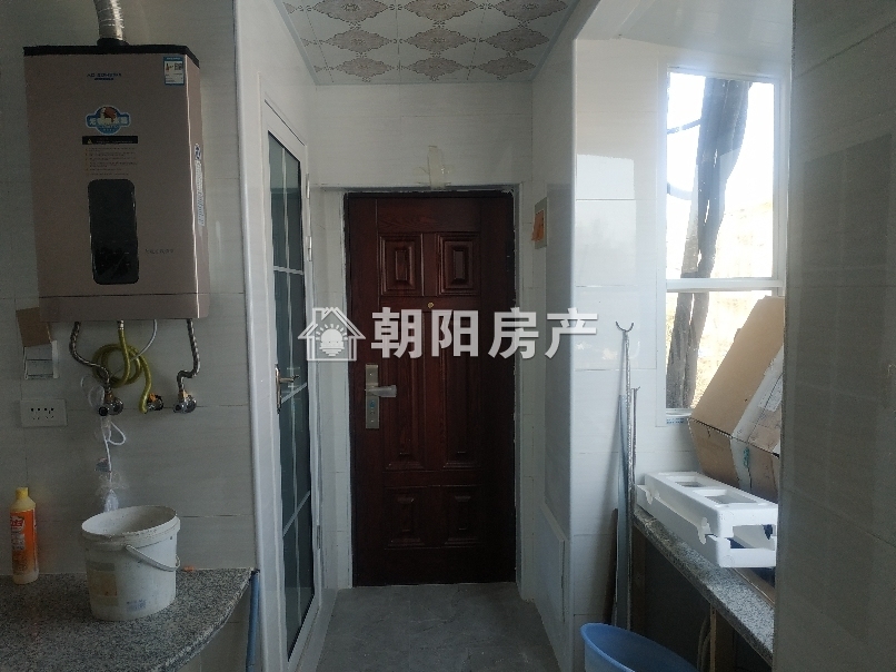 金岭村 45平 南向精装一室一厅 免税交通便利