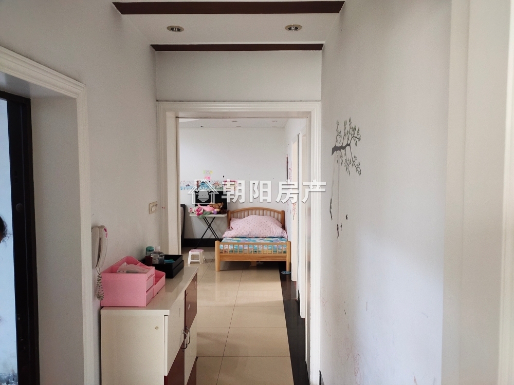 舜耕新村 141平 南向三室两厅 满五唯一 精装拎包入住