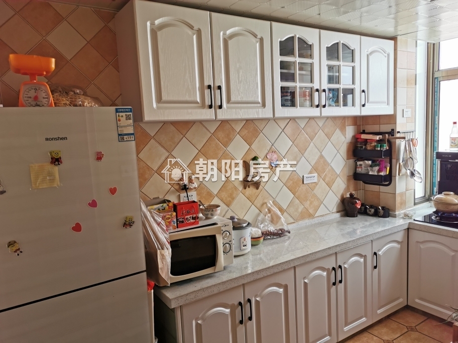 和顺园 76平 南向两室一厅 精装 满两年 学区房