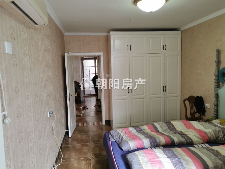 和顺园 76平 南向两室一厅 精装 满两年 学区房