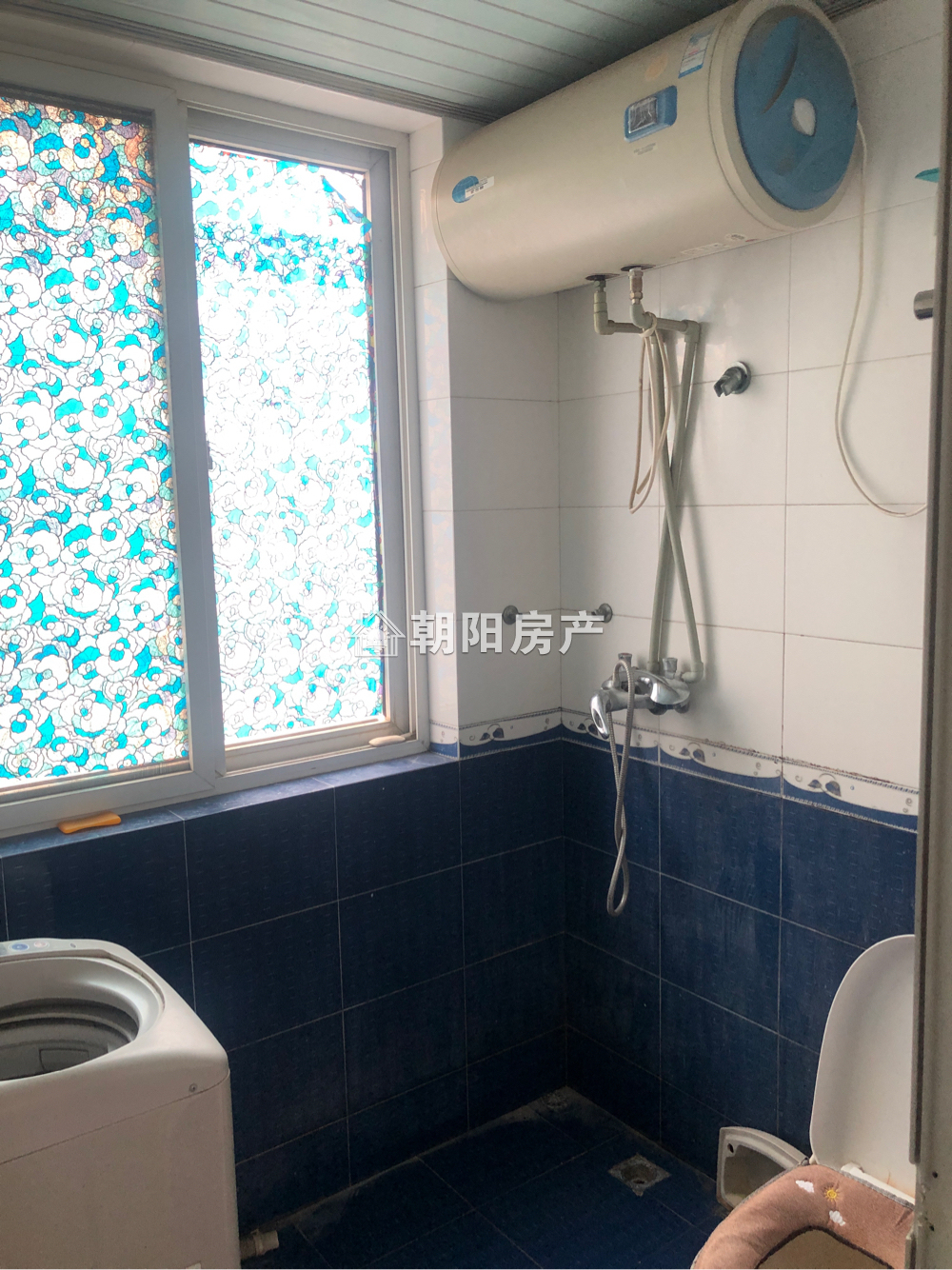 海达花园 82平 南向两室两厅 精装 满两年 交通便利