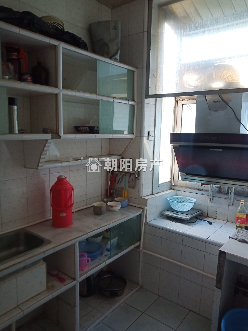 铁三处 78平 南向精装三居 满两年 学区房