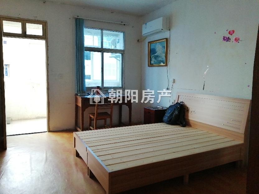 北街 80平 南向两居 简装 交通便利 学区房 采光好
