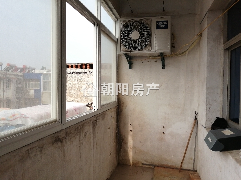 北街 80平 南向两居 简装 交通便利 学区房 采光好