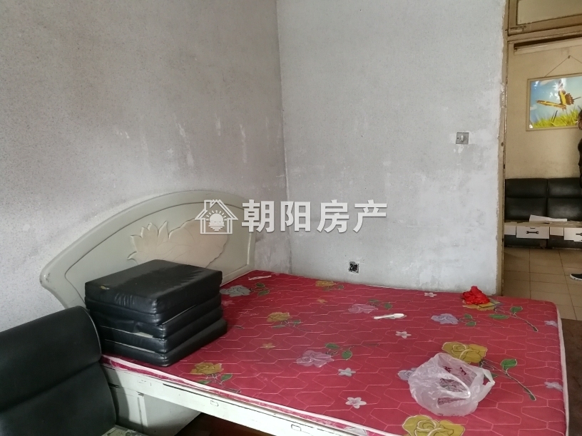 舜耕三区 65平 南向两居 满五唯一 学区房 2748元/平
