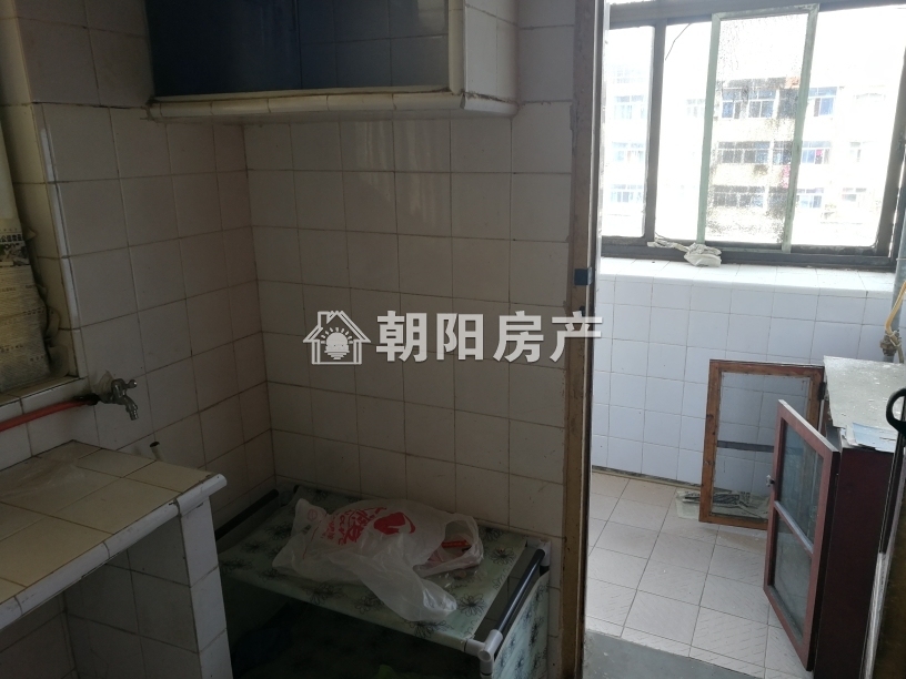舜耕三区 65平 南向两居 满五唯一 学区房 2748元/平