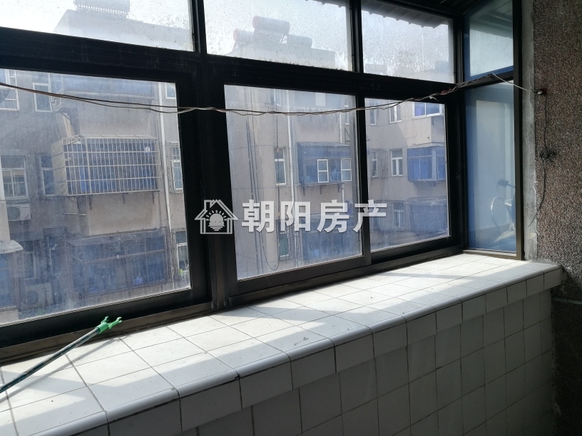 舜耕三区 65平 南向两居 满五唯一 学区房 2748元/平