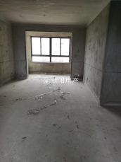 金地天悦 125平 朝南四室一卫 毛坯高楼层 交通便利学区房