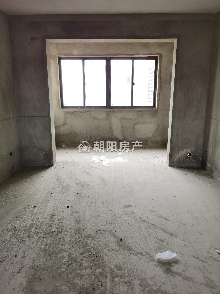 金地天悦 125平 南向四室毛坯 5176元/平 学区房交通便利