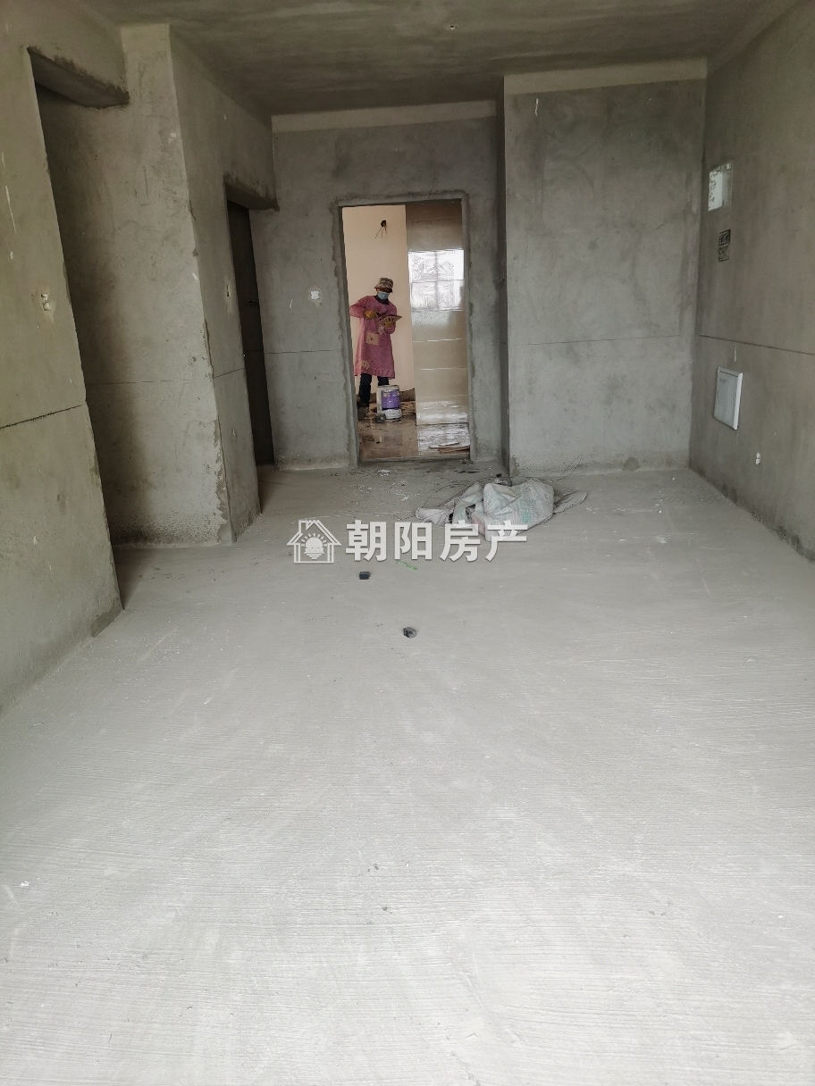 金地天悦 99平 朝南三居 毛坯 学区房 配套齐全