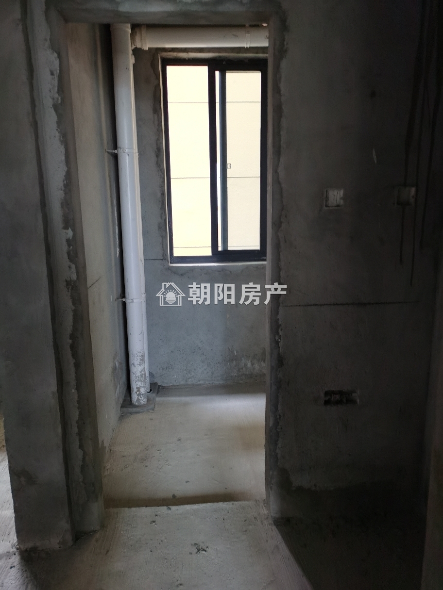 金地天悦 99平 朝南三居 毛坯 学区房 配套齐全