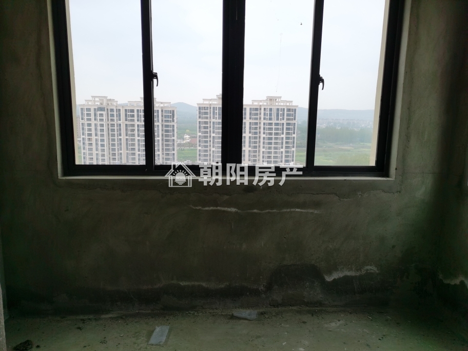 金地天悦 125平 南向四室毛坯 5176元/平 学区房交通便利