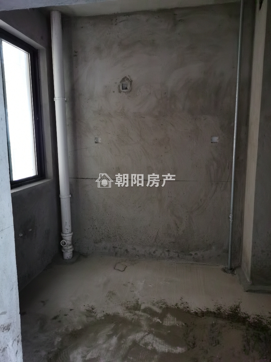 金地天悦 99平 南向三居 毛坯 交通便利 学区房