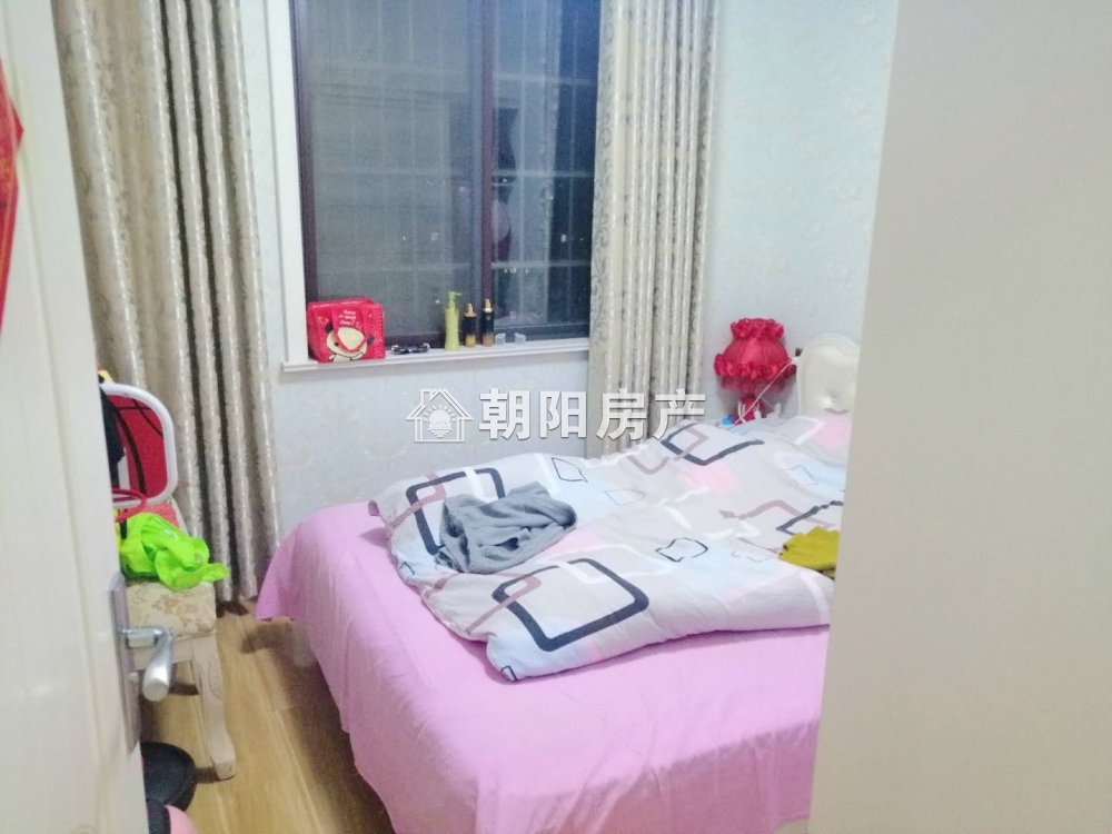 金地月伴湾 100平 南向精装三室 满两年 交通便利