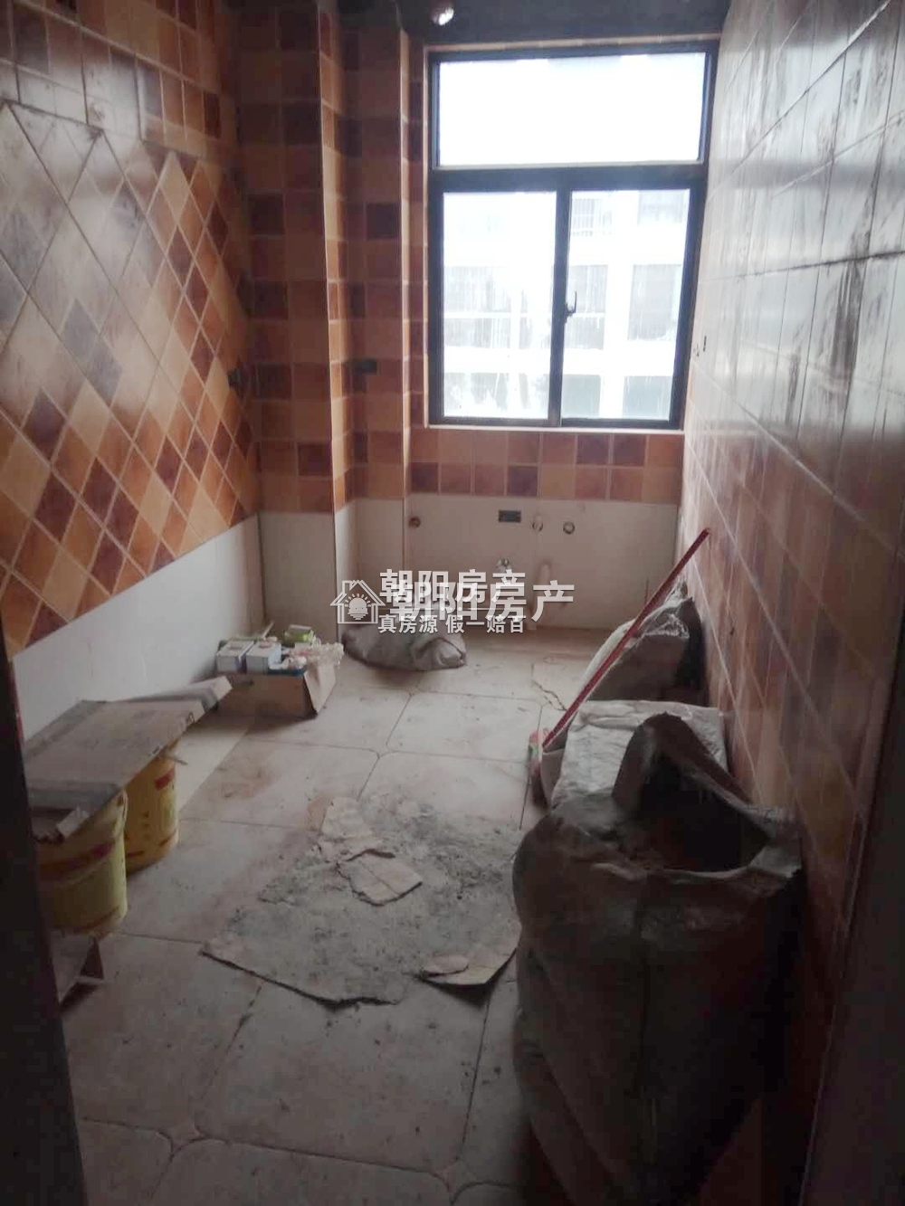 金地月伴湾三区 96平 南向三居 学区房 交通便利