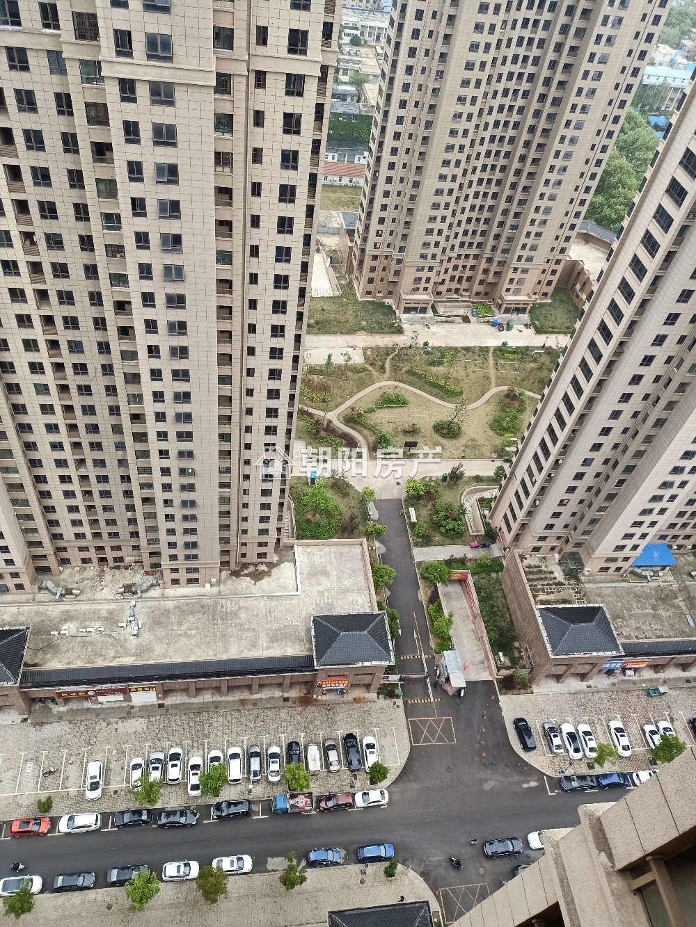 易居东方城 98平 南向采光三房 交通便利 学区房
