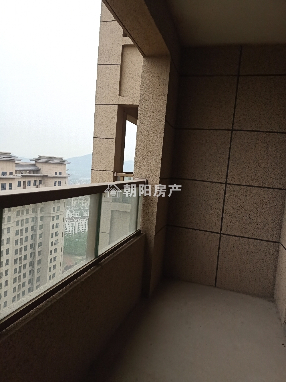 易居东方城 98平 南向采光三房 交通便利 学区房