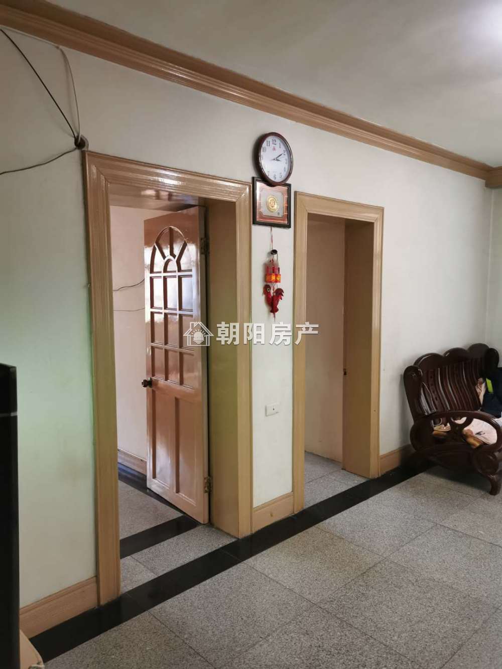 朝阳村 95平 南向三室一卫 交通便利 学区房 配套齐全