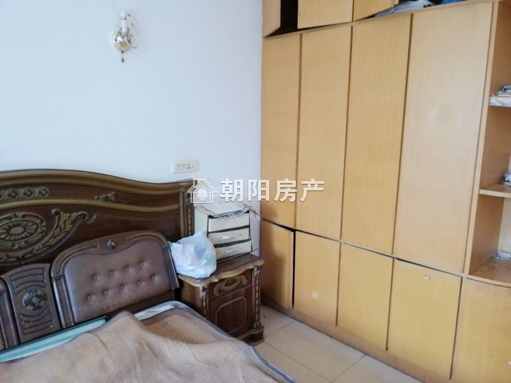 李咀孜富贵楼 88平 南向两室 采光好 交通便利