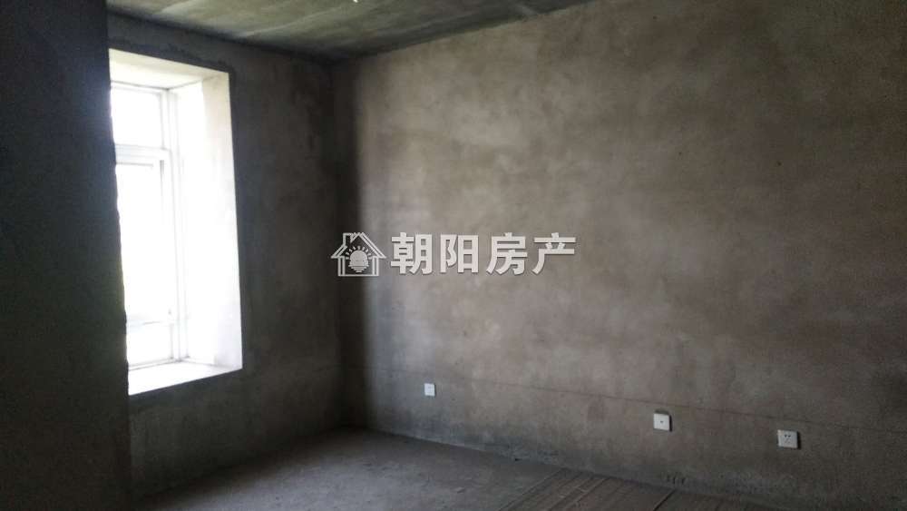 滨河湾北区 128平 南向三居 学区房 交通便利 采光好