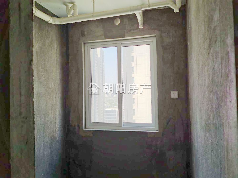 万茂华府 117平 南向三室 毛坯学区房 5537元/平
