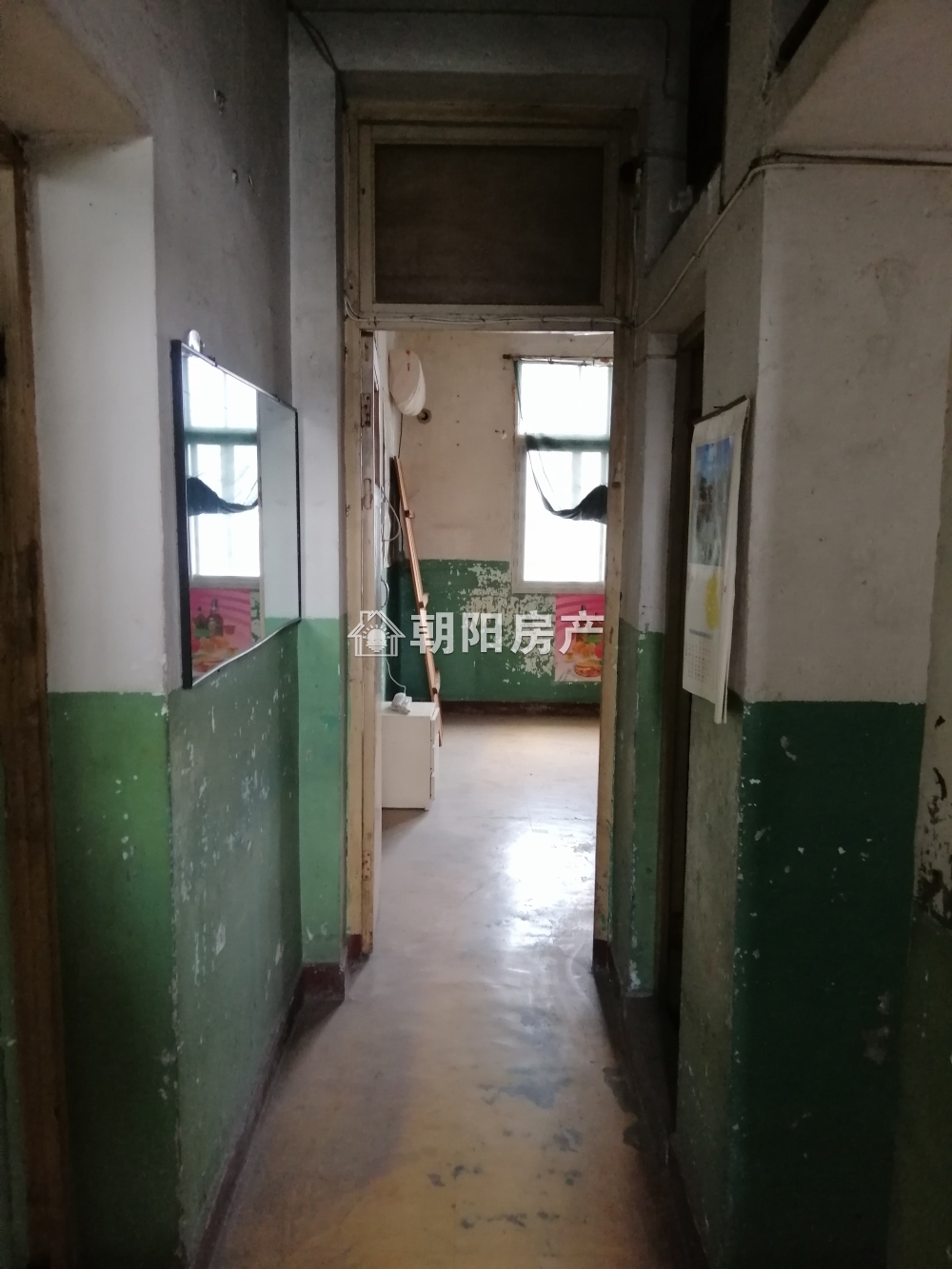 桂苑西区 61平 朝南两室 交通便利 满两年