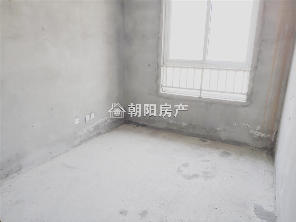 万盛华府 124平 南向三居 免税 低单价3854元