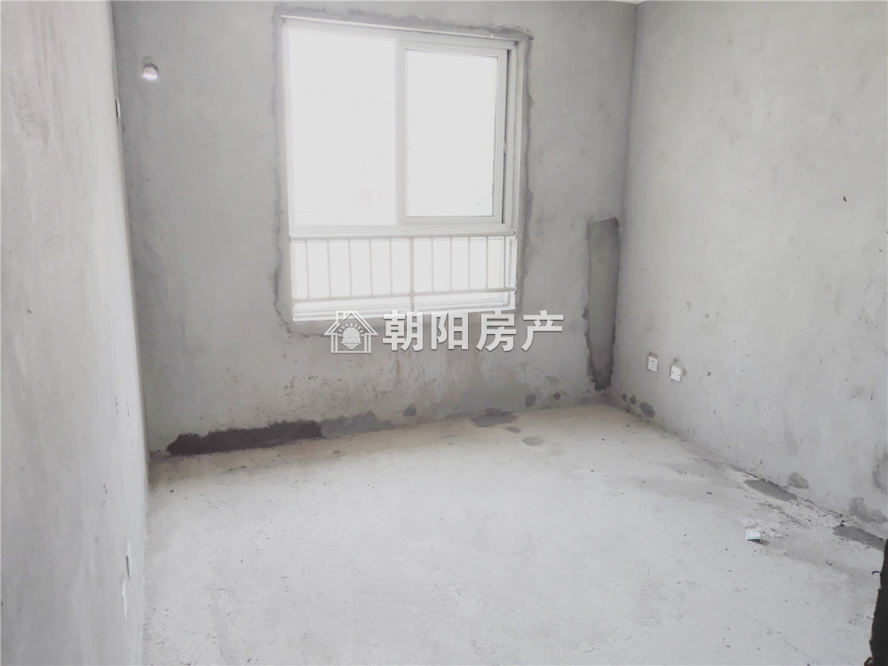 万盛华府 124平 南向三居 免税 低单价3854元