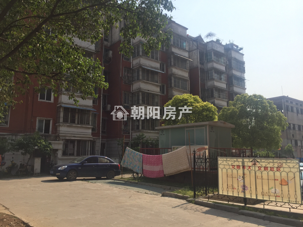 明珠花园 93平 南向精装两居 满两年 交通便利