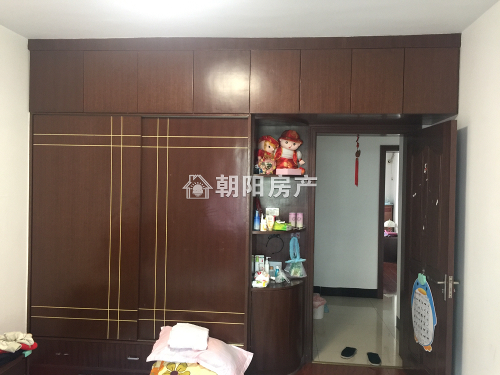 明珠花园 93平 南向精装两居 满两年 交通便利
