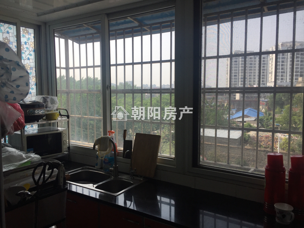 明珠花园 93平 南向精装两居 满两年 交通便利