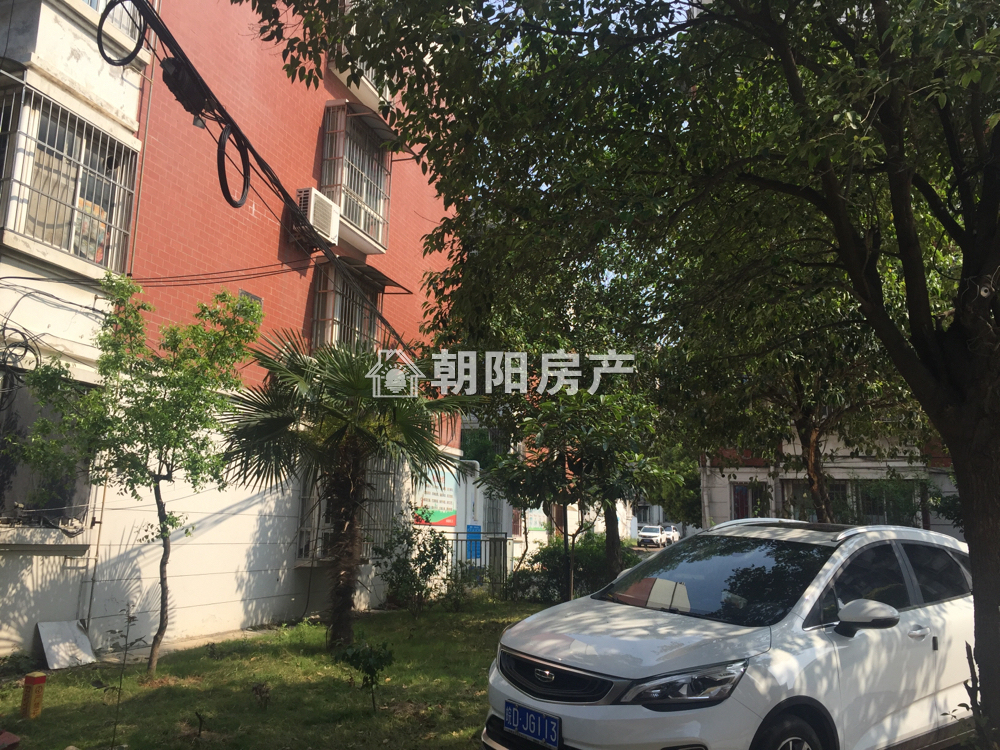 明珠花园 93平 南向精装两居 满两年 交通便利