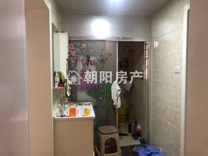 香樟苑二期 100平 南向精装三室 满两年 2480元/平