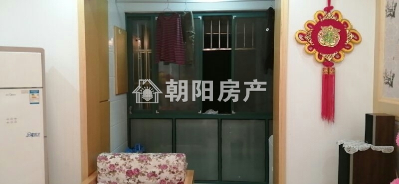 定湖花园 102平 南向精装三室 学区房 交通便利
