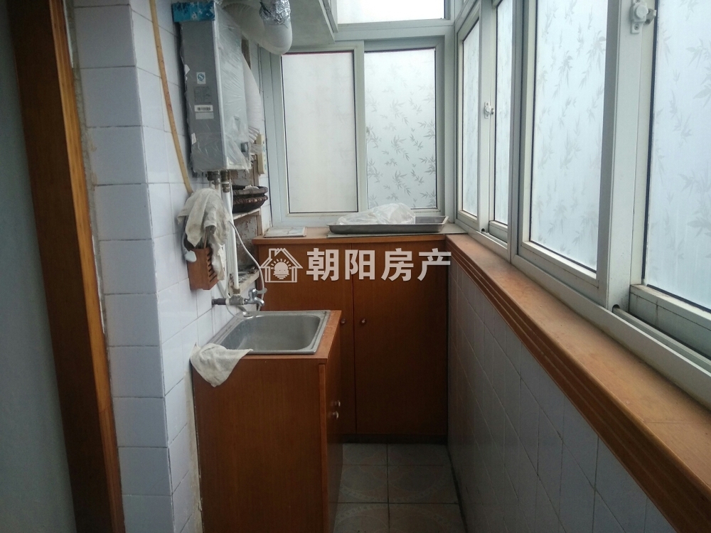 桂苑东区 42平 南向两室 满五唯一 普装