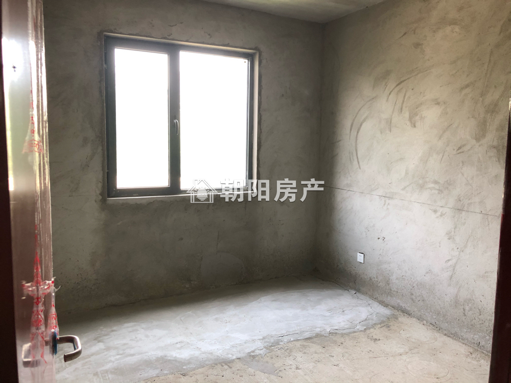 舜耕花都 131平 南北通透三室 毛坯 交通便利随时看