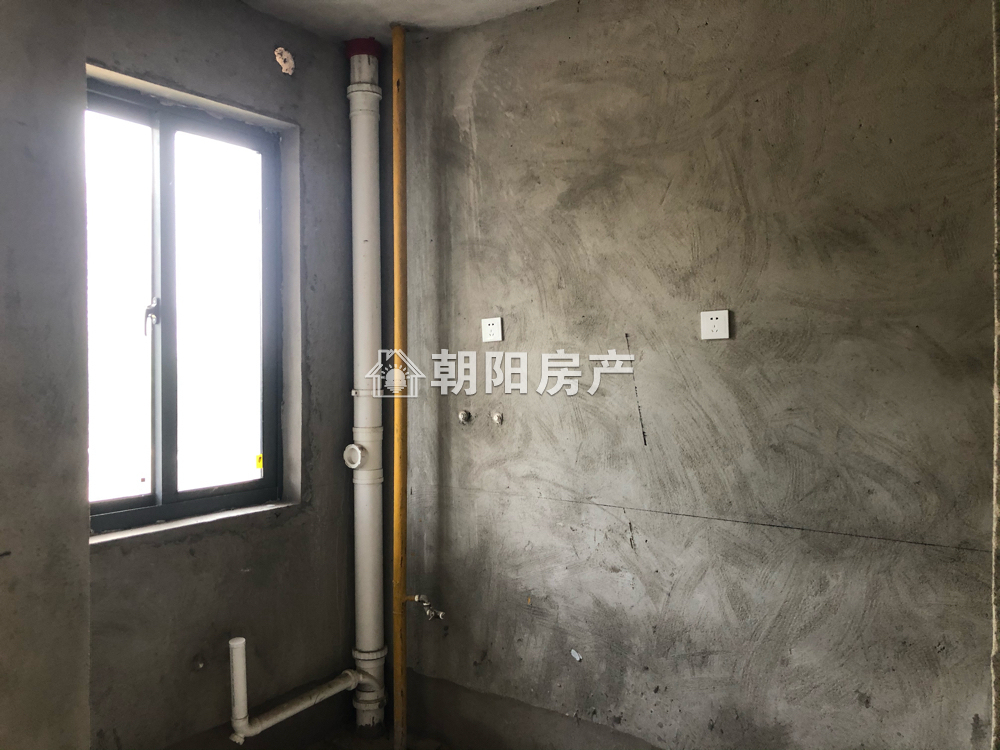 舜耕花都 131平 南北通透三室 毛坯 交通便利随时看