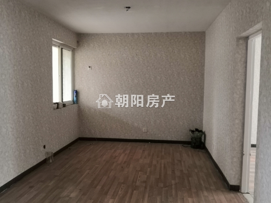商贸文化广场 75平 南向两室一厅 满两年 交通便利采光好