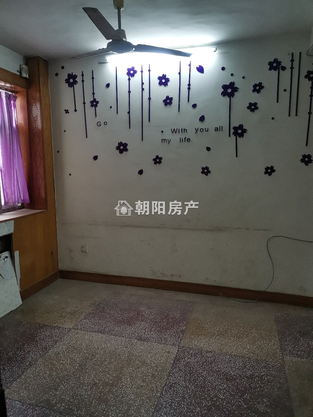 煤气公司光明楼 70平 南向两室 交通便利 简装出租