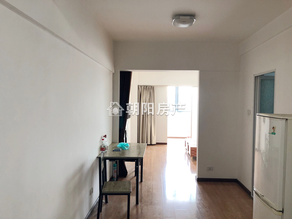 中央国际广场 53平 朝南精装一居 配套齐全 随时看房