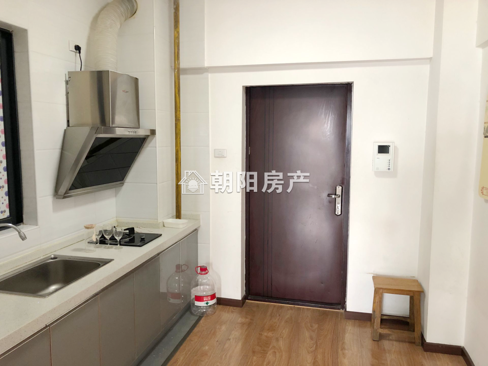 中央国际广场 53平 朝南精装一居 配套齐全 随时看房