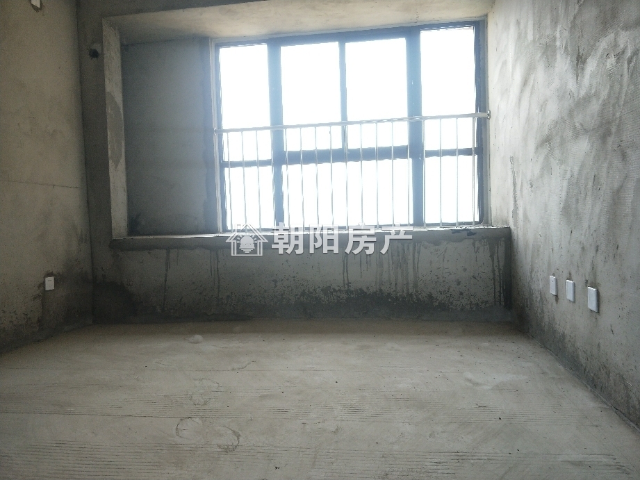 状元学府 88平 南向三室二厅 免税毛坯高楼层